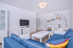 SIMPLISICO Two Bedroom Stylish Apartment in Central Lozenec Area