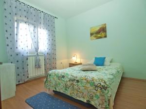 Apartment Josip 1649