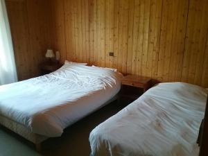 Hotels Hotel Restaurant Les Rosieres : Chambre Triple