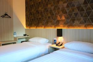 Ancyra by Continent - Poso