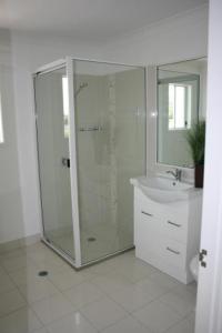 Alexandra Apartments