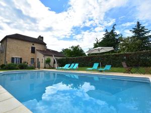 Maisons de vacances Modern holiday home in Besse with private pool : photos des chambres