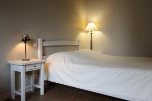 Hotels Hotel Les Chevaliers : Chambre Double