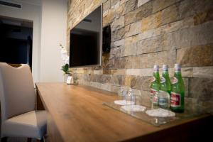 Double Room with Private Bathroom room in Lando