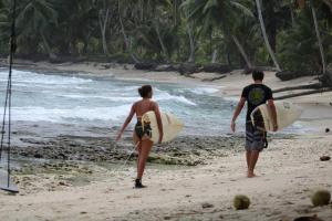 Nyang Ebay Surf Camp Siberut