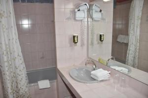 Hotels Citotel Hotel Cesar : photos des chambres