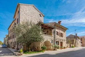 Apartment Enna - Peresiji