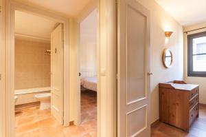 Lets Holidays apartment Pau Moreu