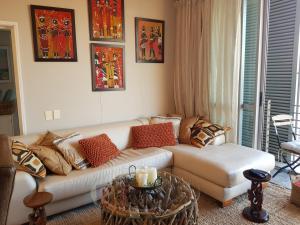 Harbour Bridge Suite 220