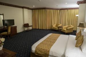 Gulf Terrace Hotel image 25