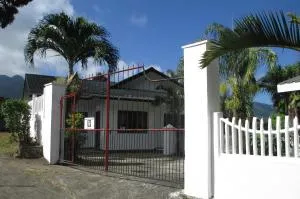 Elilia's Haven - Anse Etoile