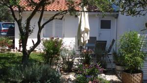 Nevena Apartments