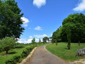 Maisons de vacances Superb Holiday Home in Busse with Swimming Pool : photos des chambres