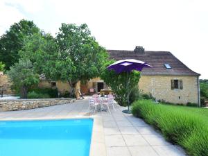 Maisons de vacances Superb Holiday Home in Busse with Swimming Pool : photos des chambres