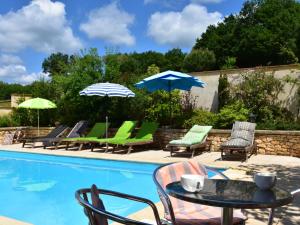 Maisons de vacances Superb Holiday Home in Busse with Swimming Pool : Maison de Vacances 4 Chambres