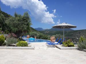 Villas Amantea-4 ville con piscina Lefkada Greece