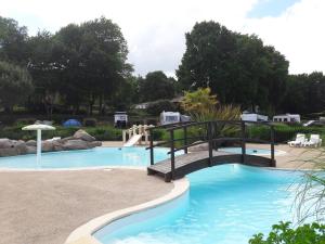 Campings Camping le Balcon de la Baie : photos des chambres