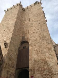 Enry White House img13