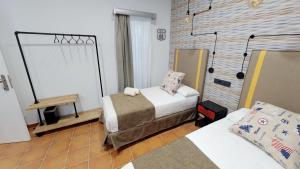 Economy Twin Room room in Hostal Boutique La Española by Bossh Hotels