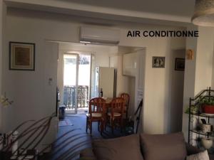 Appartements Cosy Nimes : photos des chambres