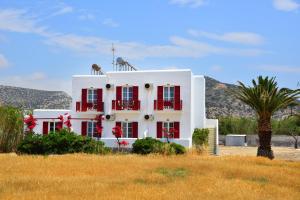 Seagull Rooms Syros Greece