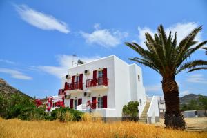 Seagull Rooms Syros Greece