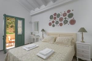 Blue Wave Aigli Villa