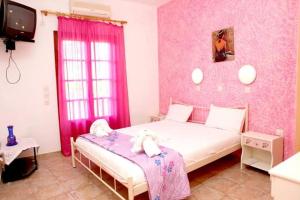 Two-Bedroom Apartment (4 Adults)