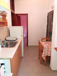 Two-Bedroom Apartment (4 Adults)