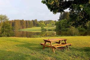 Campings Domaine du Balbuzard : photos des chambres