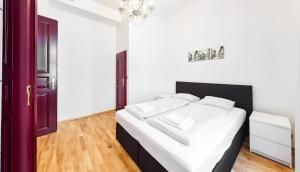 Deluxe Apartment room in Apartments Zborovska