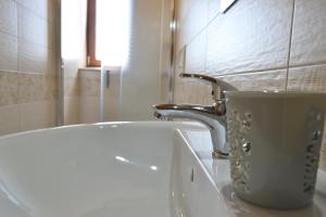 Deluxe Double or Twin Room with Mountain View