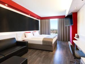 Comfort Double Room room in DORMERO Hotel Stuttgart