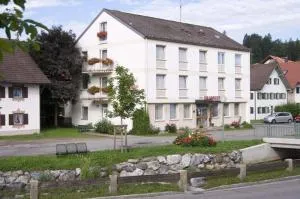 Gästehaus an der Peitnach-Hotel Zum Dragoner - Peißenberg