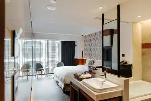 CHECK inn Taichung Zhongshan - Wuri