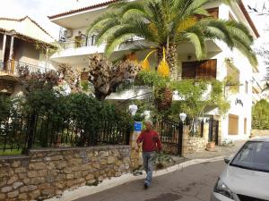 Ostria Maisonettes and Studios Messinia Greece