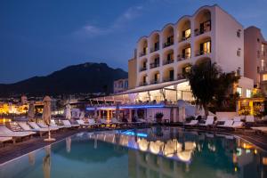 Regina Isabella-Resort Spa Restaurant
