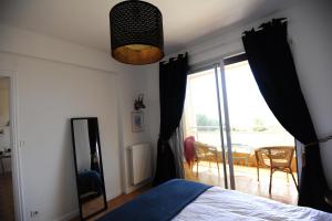 Appartements T2 Terrasse Vue Mer - Route des Sanguinaires : photos des chambres
