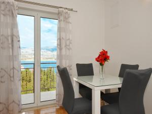 Apartments Uljevic-close to the beach