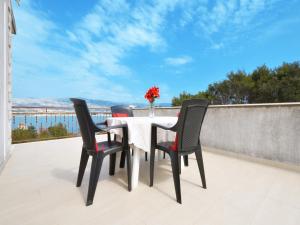 Apartments Uljevic-close to the beach