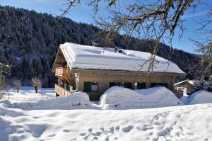 Chalets Chalet l'Arolle : photos des chambres