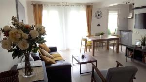 F&Bs Home Disneyland Paris