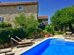 HERITAGE Villa DEA RUSTICA - Barušić