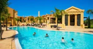 Luxury 3-bedroom apartment at high-end Praia da Luz - Luz