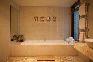 Taman Sari Private Pavilions In Sunshine Coast Room Deals