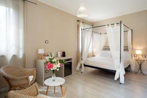 Standard Double Room room in Tenuta Lamborghini Golf & Resort