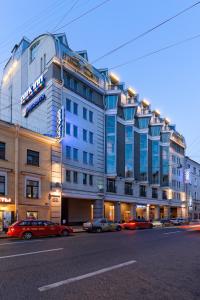 Park Inn Nevsky hotel, 
St Petersburg, Russia.
The photo picture quality can be
variable. We apologize if the
quality is of an unacceptable
level.