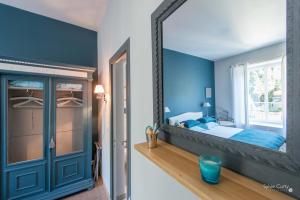 B&B / Chambres d'hotes Entre Hotes : Chambre Double - Vue sur Jardin