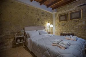 Villa Kamelia-Renovated old house-South Crete