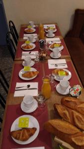 Allo Allo photo 9